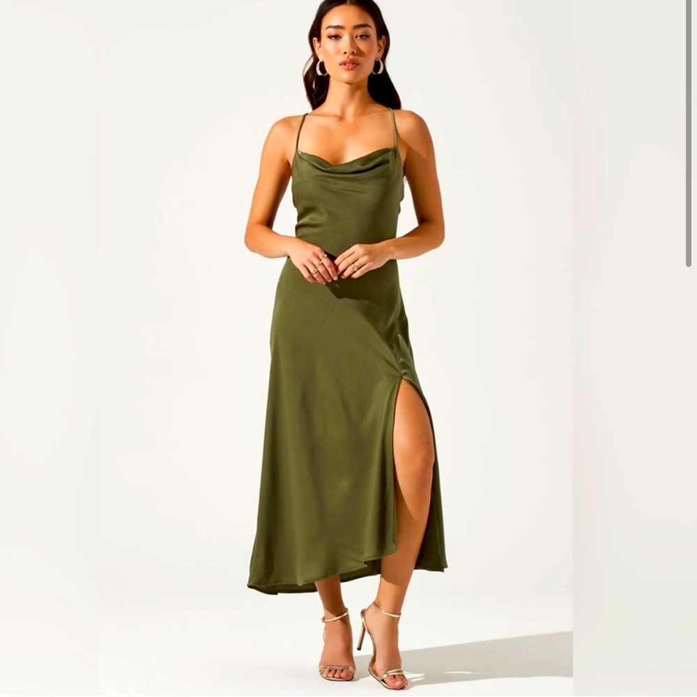 Astr Label Gaia slip dress in sage green sz xl